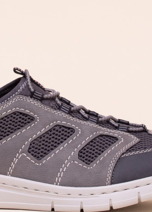 Rieker vabaajajalatsid