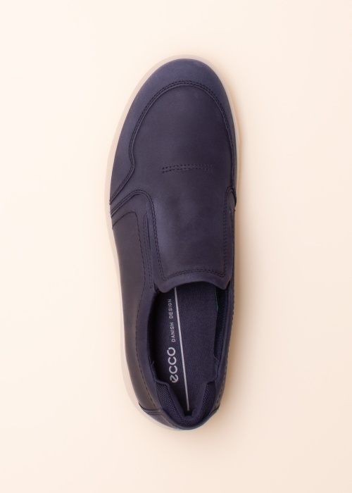 Ecco tennised Irving