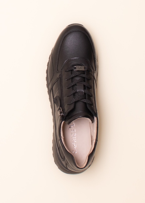 Кроссовки Caprice