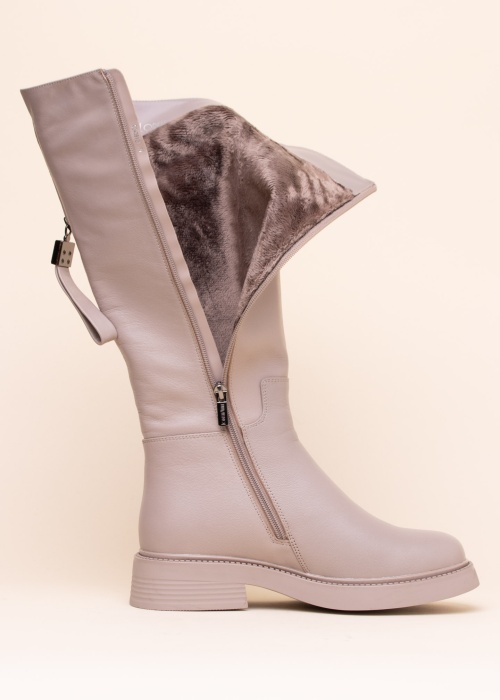 Loretta Vitale talvesaapad