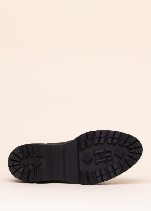 Tommy Hilfiger poolsaapad