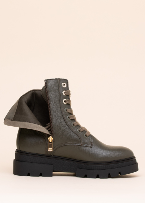 Tommy Hilfiger poolsaapad