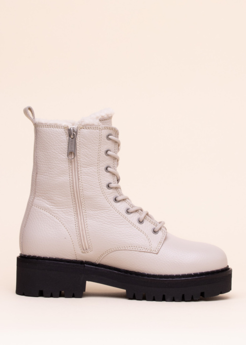 Tommy Jeans poolsaapad