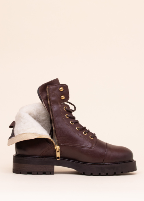 Pavement poolsaapad Jana