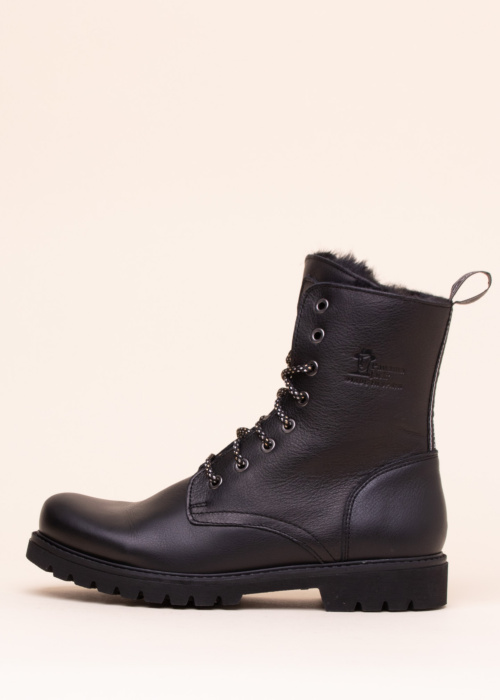 Panama Jack poolsaapad