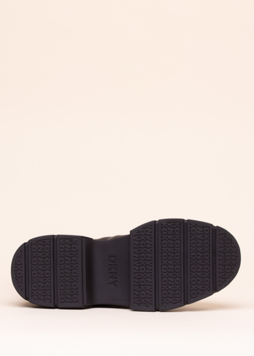 DKNY poolsaapad Fiza