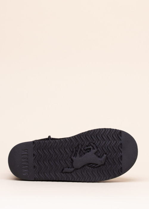 Зимние сапоги Mustang