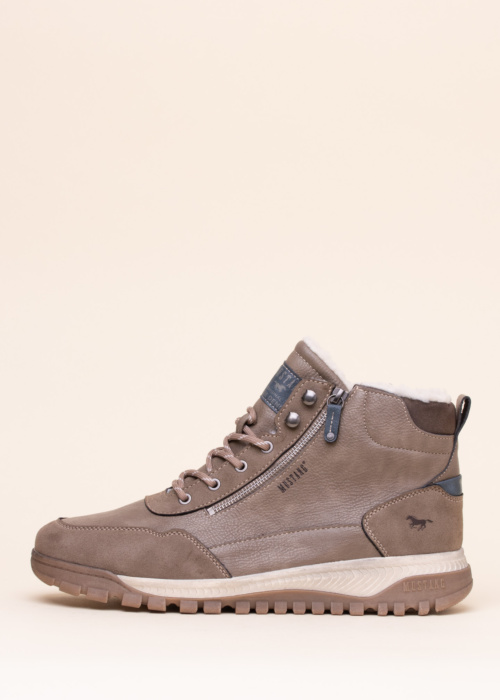 Зимние сапоги Mustang