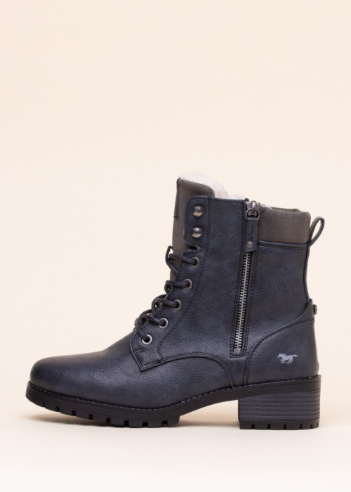 Зимние сапоги Mustang