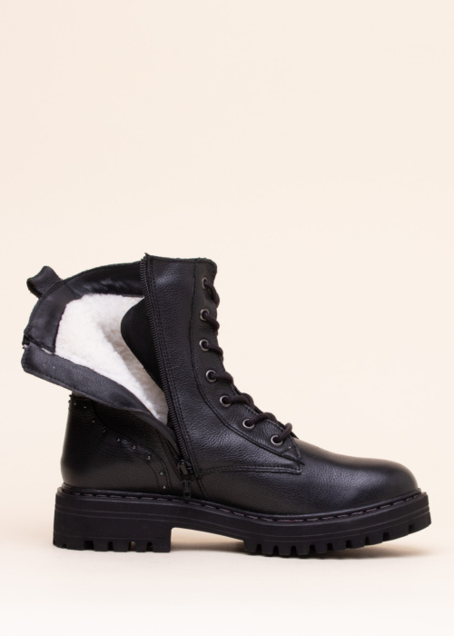 Зимние сапоги Mustang