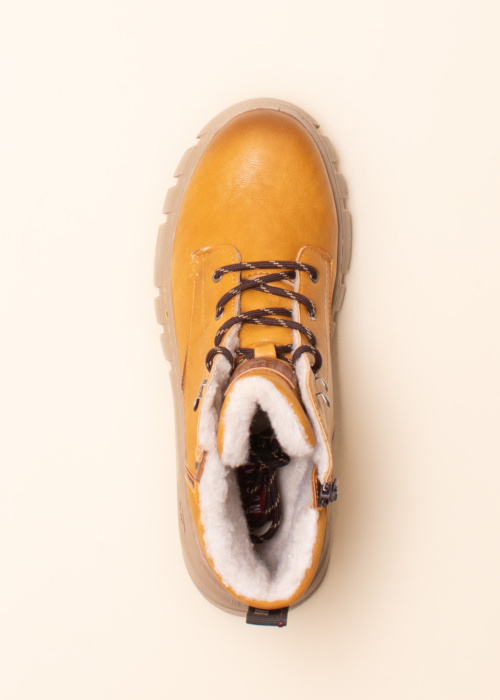 Зимние сапоги Mustang