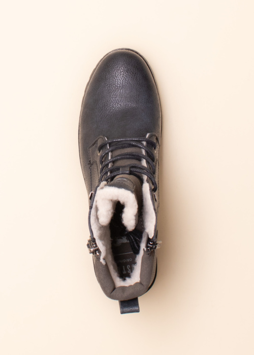 Зимние сапоги Mustang