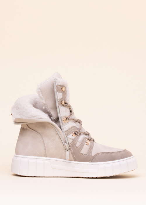 Зимние сапоги Mustang