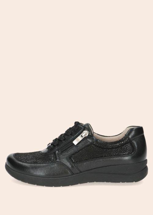 Кроссовки Caprice