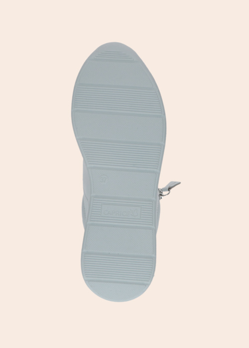 Кроссовки Caprice