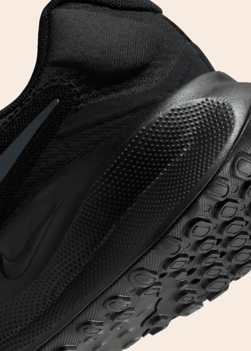 Беговые кроссовки Revolution 7 Nike