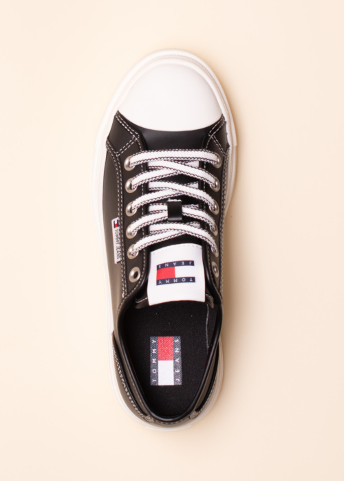 Tommy Jeans tennised