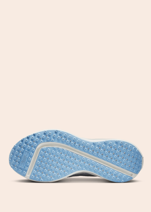 Беговые кроссовки Interact Run Nike