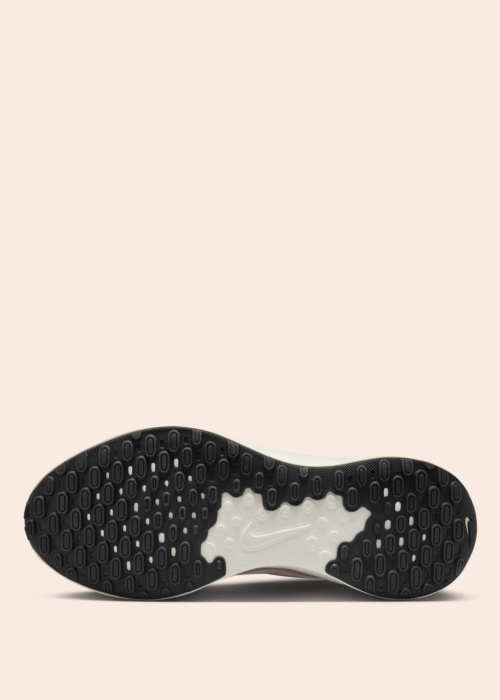 Беговые кроссовки Revolution 7 Nike