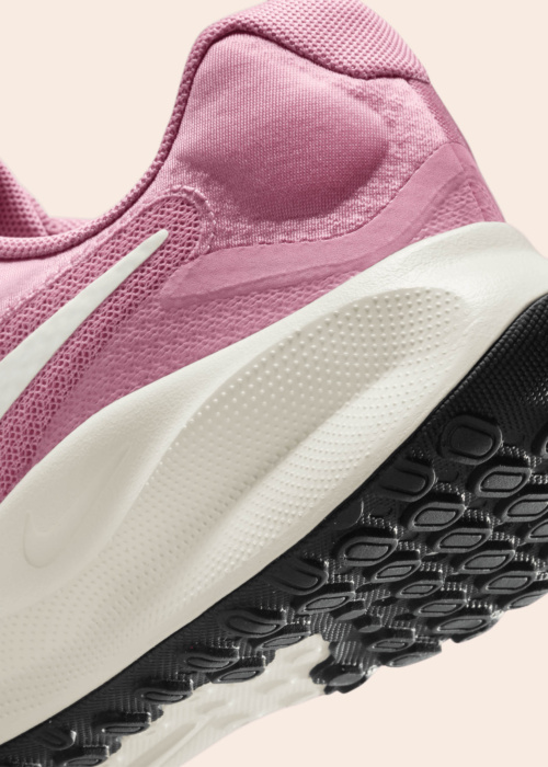 Беговые кроссовки Revolution 7 Nike