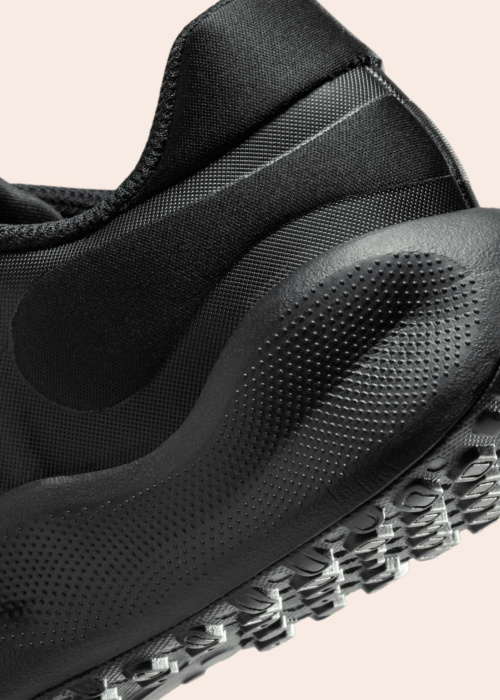 Беговые кроссовки Revolution 7 Nike