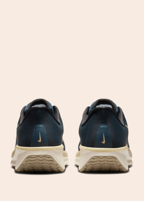 Беговые кроссовки Quest 6 Nike