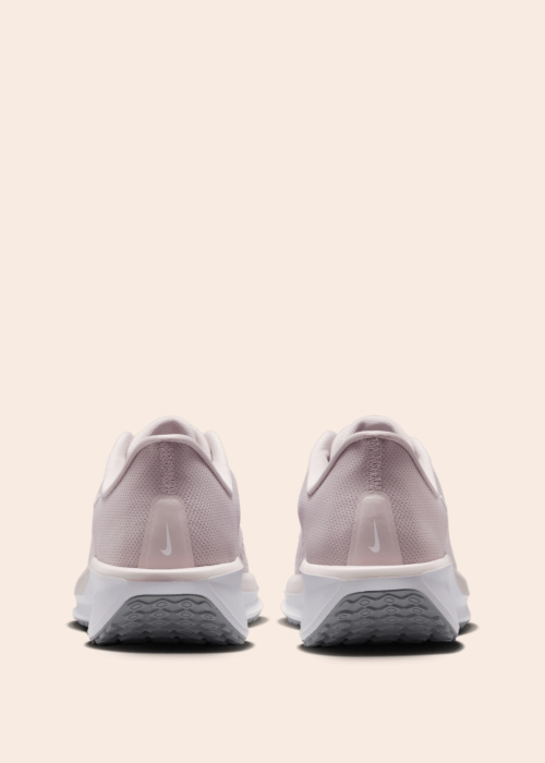 Беговые кроссовки Quest 6 Nike