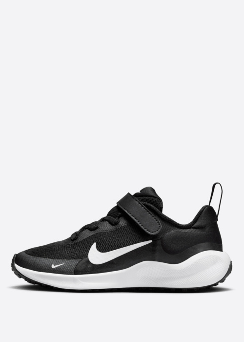 Беговые кроссовки Revolution 7 Nike