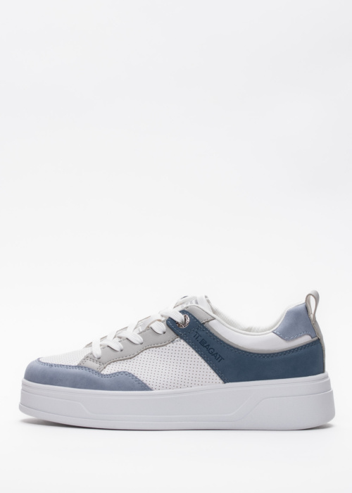 Bagatt tennised Payne