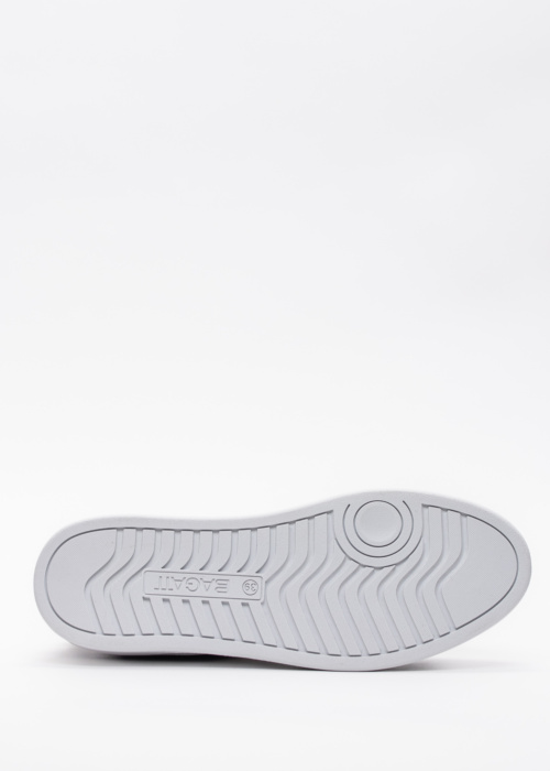 Bagatt tennised Payne