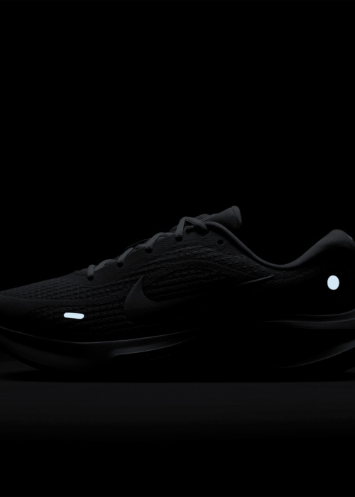 Беговые кроссовки Journey Run Nike