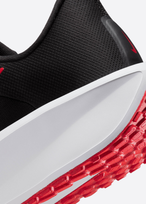 Беговые кроссовки Quest 6 Nike