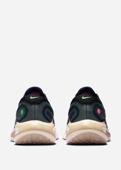 Беговые кроссовки Journey Run Nike