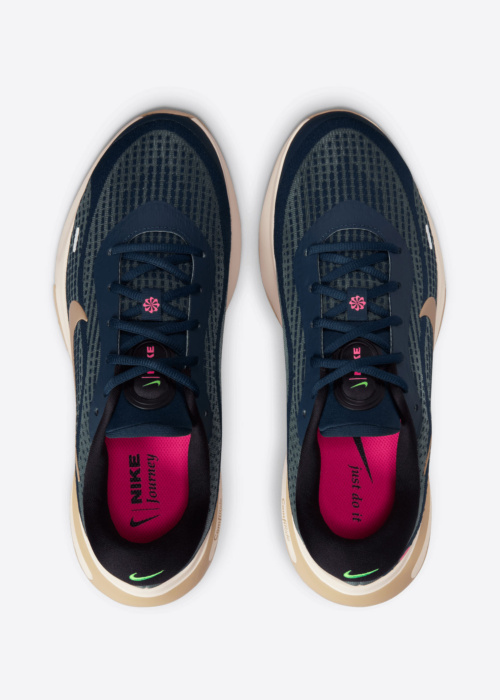 Беговые кроссовки Journey Run Nike