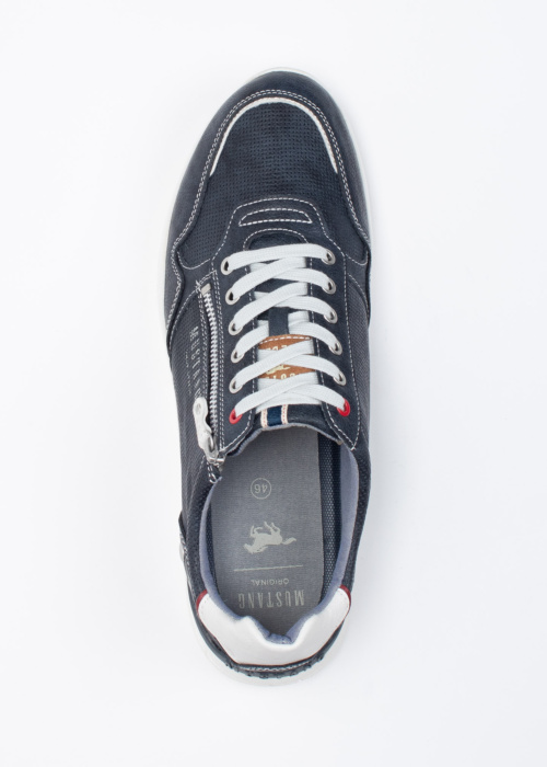 Кроссовки Mustang