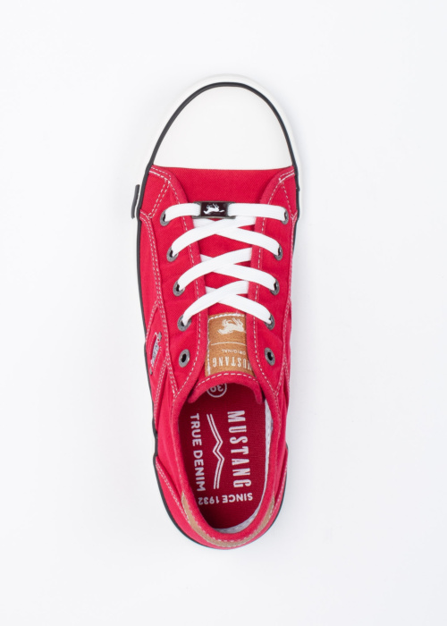 Тенниски Mustang