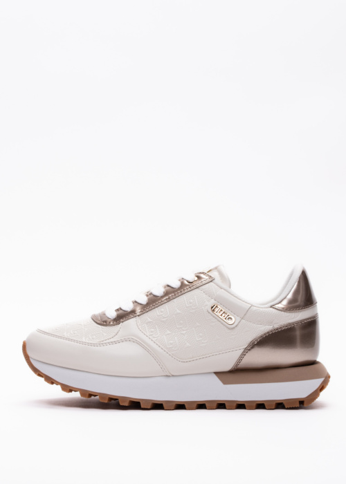 Liu-Jo vabaajajalatsid Evelyn