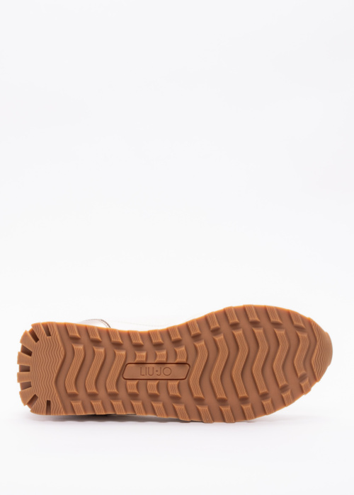 Liu-Jo vabaajajalatsid Evelyn