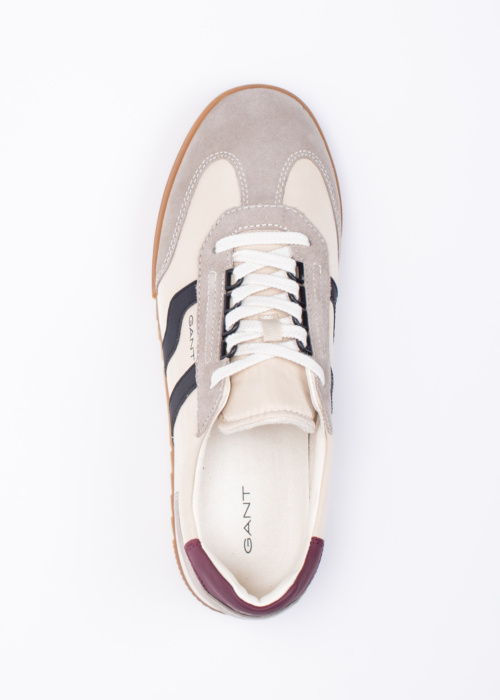 Gant vabaajajalatsid Baylle