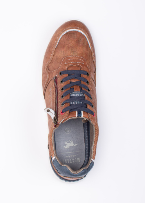 Кроссовки Mustang