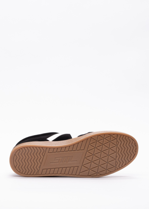 Steve Madden tennised Degree