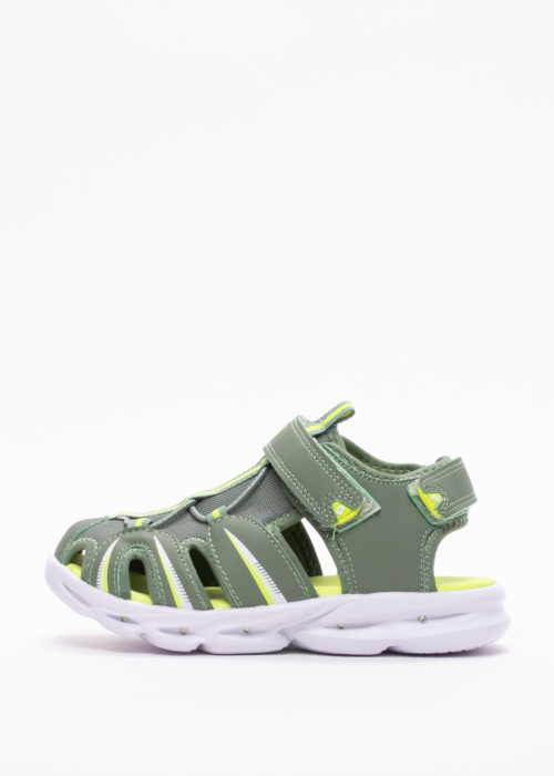 Leaf vilkuvad sandaalid Skulltorp