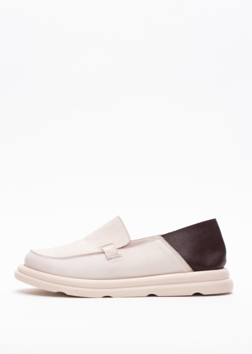 Кроссовки Mago