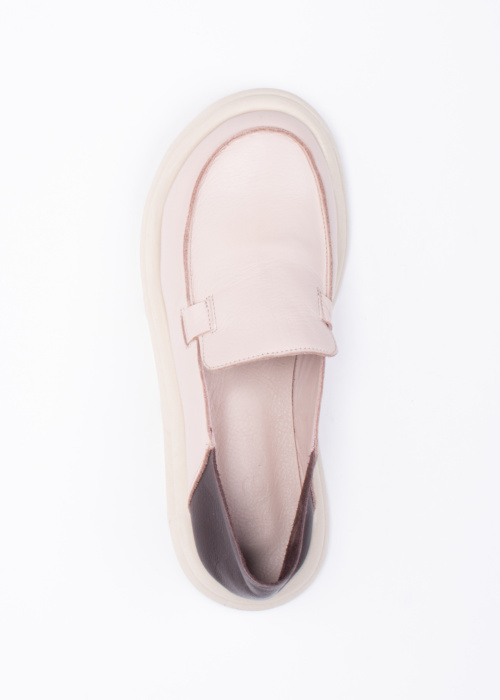 Кроссовки Mago