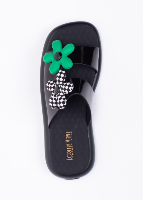 Loretta Vitale kingad