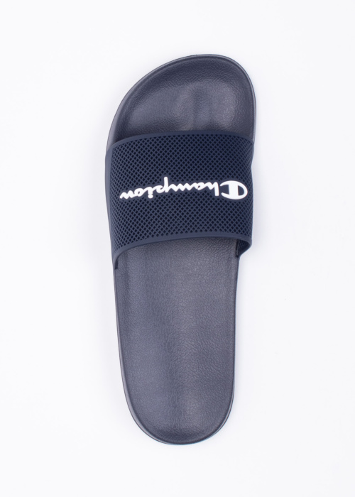 Champion basseiniplätud