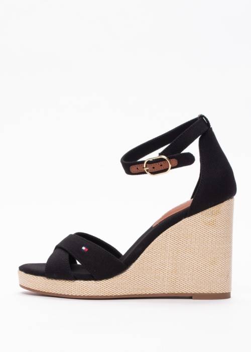 Tommy Hilfiger kingad