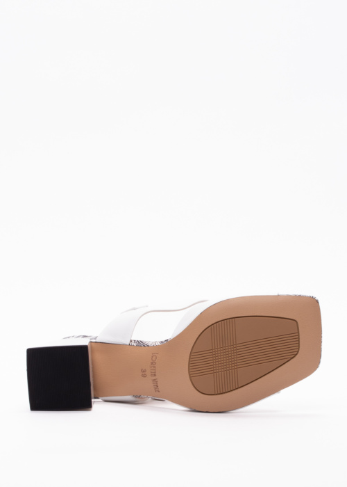 Loretta Vitale kingad