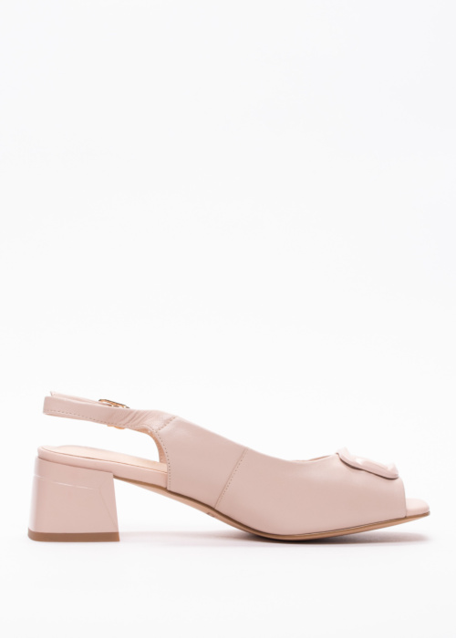 Loretta Vitale kingad