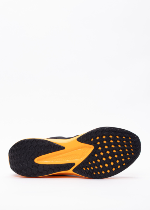 Беговые кроссовки Quest 6 Nike